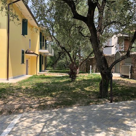 Ferienwohnung Ca' De L'Achille Torri Del Benaco Exterior foto