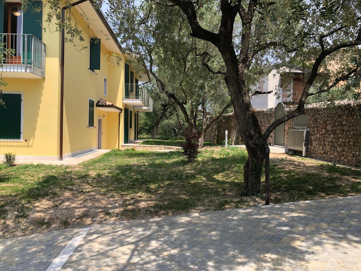 Ferienwohnung Ca' De L'Achille Torri Del Benaco Exterior foto