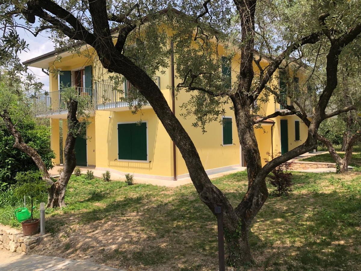 Ferienwohnung Ca' De L'Achille Torri Del Benaco Exterior foto